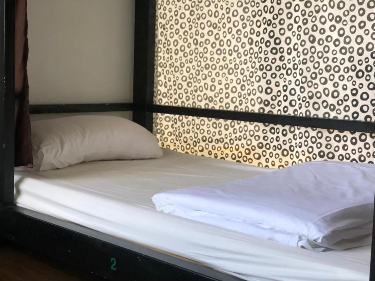 Appartement 小心沙發背包客棧 à Chenggong Extérieur photo